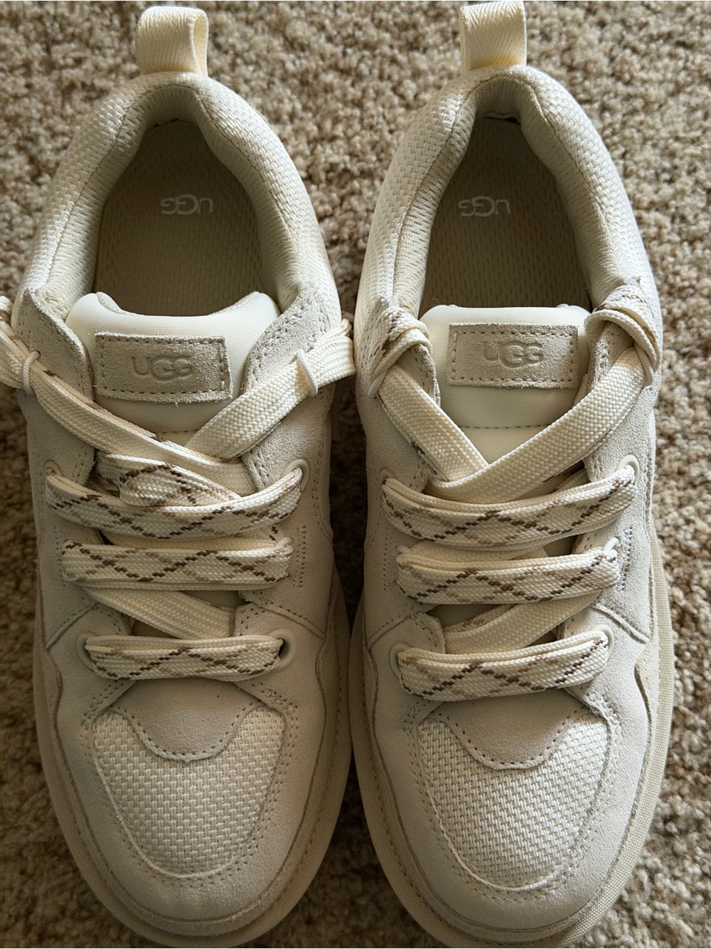 UGG Lo Lowmel Size 11 Off White Suede Mesh Sneakers - Picture 2 of 4